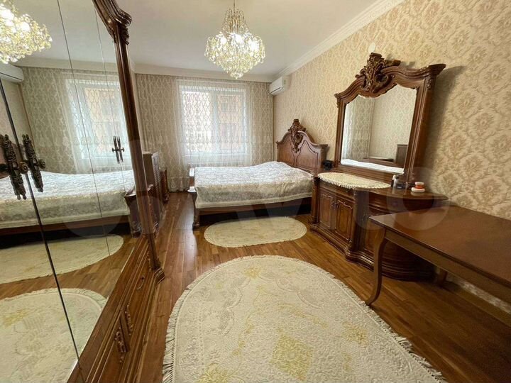 3-к. квартира, 90,5 м², 5/8 эт.