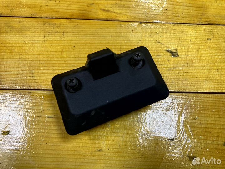 Ручка замок бардачка bmw е60