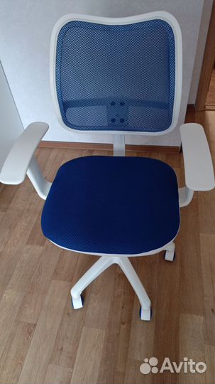 Компьютерное кресло