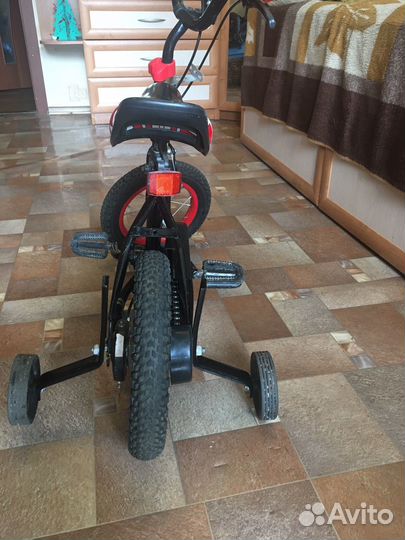 Детский велосипед 16