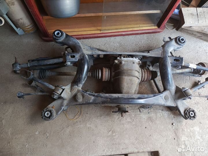 Подрамник с редуктором Lexus gs 430