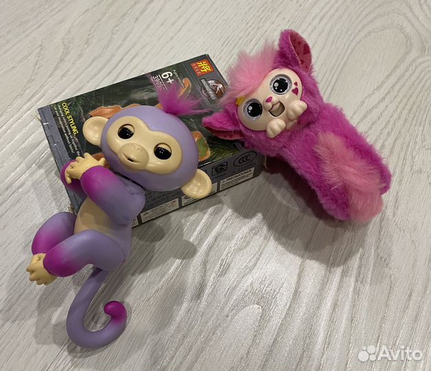 Игрушки разные много