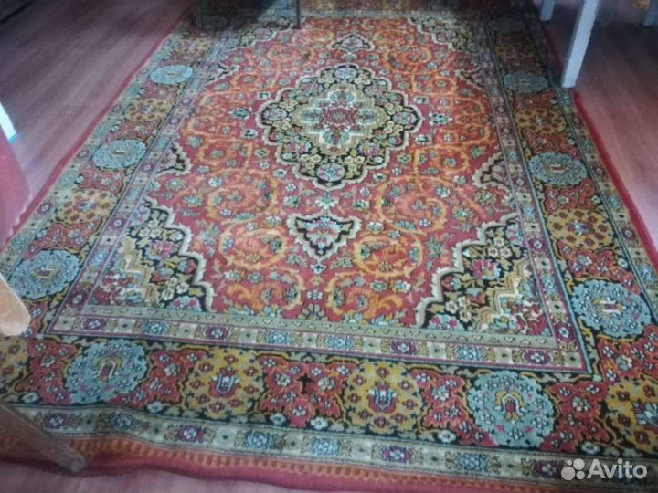 Ковер бу шерстяной