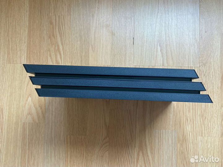 Как новая Sony PS4 PlayStation 4 PRO 1 Tb