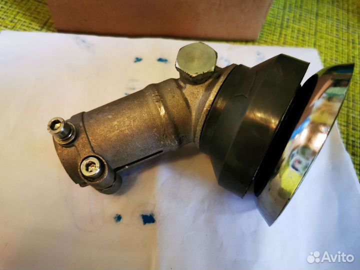 Редуктор нижний для триммера 26 мм 7 зубьев