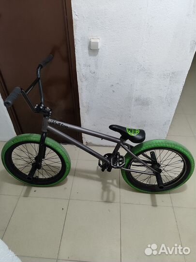 Трюковой велосипед bmx