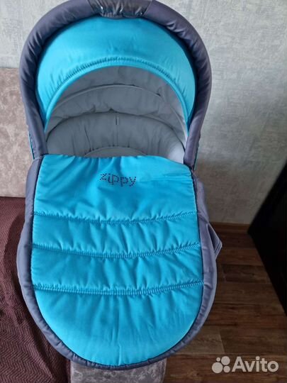 Коляска zippy 2 в 1