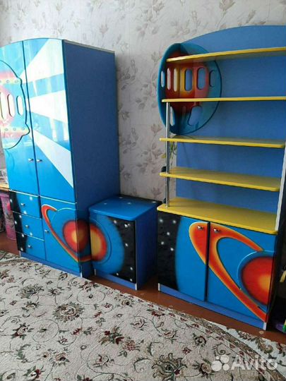 Продам стенку детскую