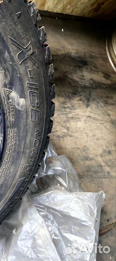 Michelin X-Ice North 205/65 R16