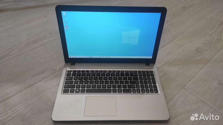 Ноутбук Asus R540NV