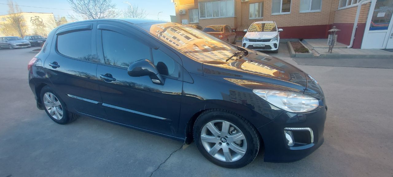 Peugeot 308: фото владельца