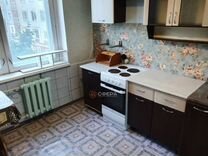 2-к. квартира, 54 м², 3/10 эт.