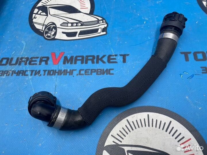 Патрубок системы охлаждения Mercedes-Benz C-Class