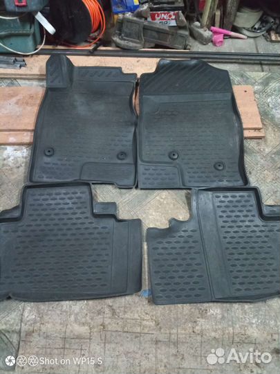 Автомобильные коврики