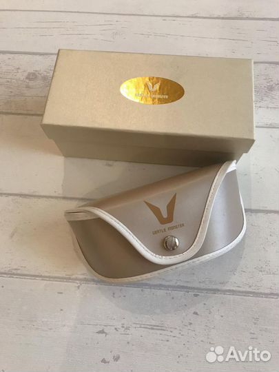 Солнцезащитные очки женские оригинал