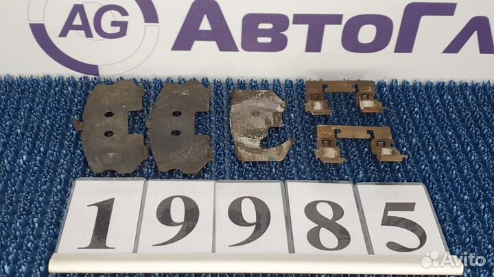 Пластины противоскрипные Nissan Primera