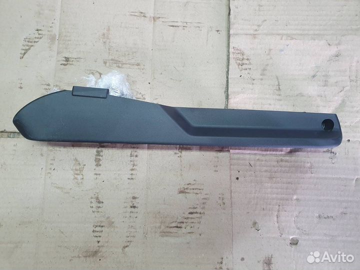 Накладка кузов внутри правая Cadillac Escalade 5