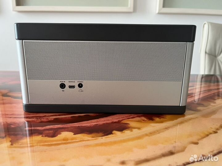 Bose SoundLink III (Портативная Bluetooth-колонка)