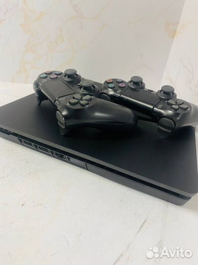 Sony Playstation 4 на 1 Тб