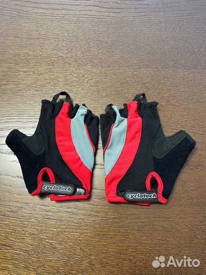 Велосипедные перчатки