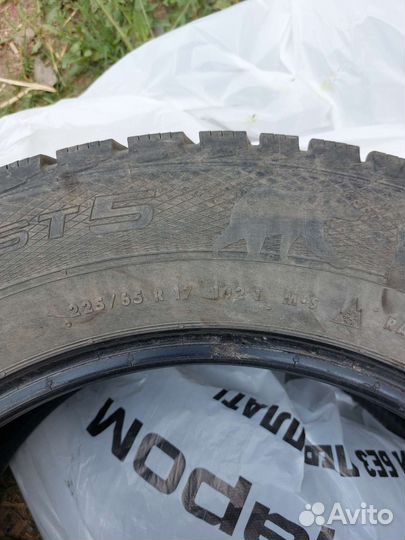 Gislaved Nord Frost 5 225/65 R17 102T