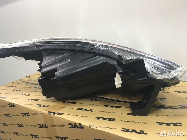 Фара Левая Hyundai Solaris 2010-2014