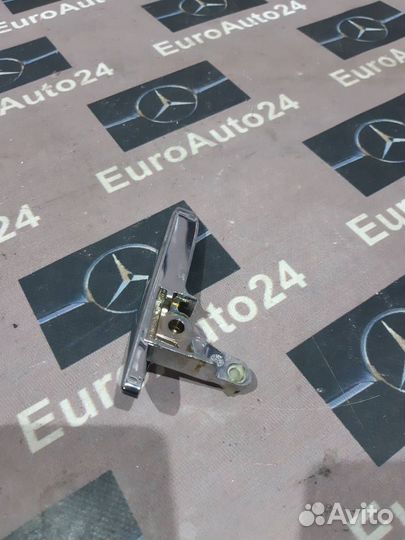 Ручка двери внутренняя Mercedes-Benz E-Class 2004