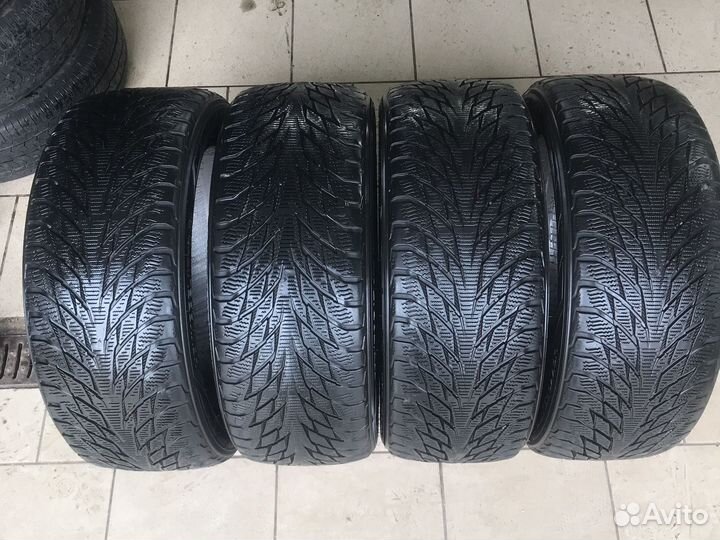 Nokian Tyres Hakkapeliitta R2 205/50 R17 93R