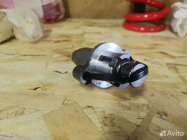 Натяжитель цепи грм Yamaha fz6s2