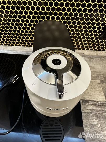 Капсульная кофемашина Nespresso