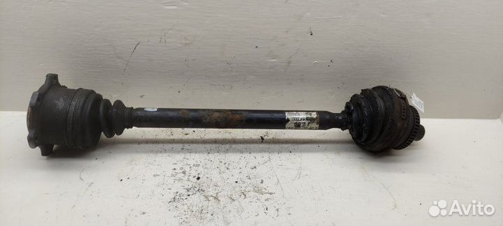 Полуось передняя правая (приводной вал, Volkswagen