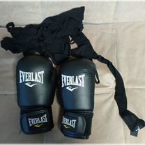 Боксерские перчатки 10 oz everlast