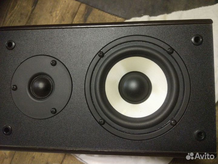 Колонка усилитель Микролаб соло1