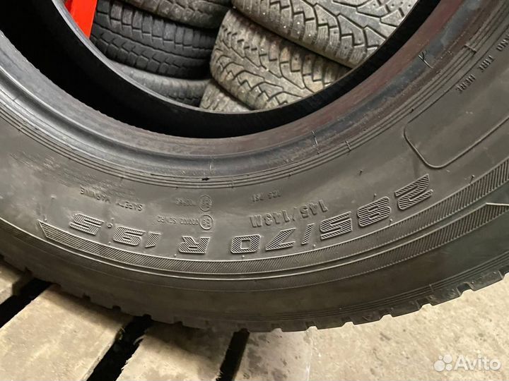 285/70 R19.5