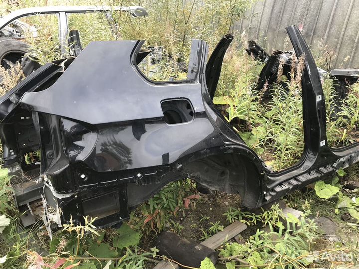 Крыло заднее правое для BMW X5 E70 2007-2013 г