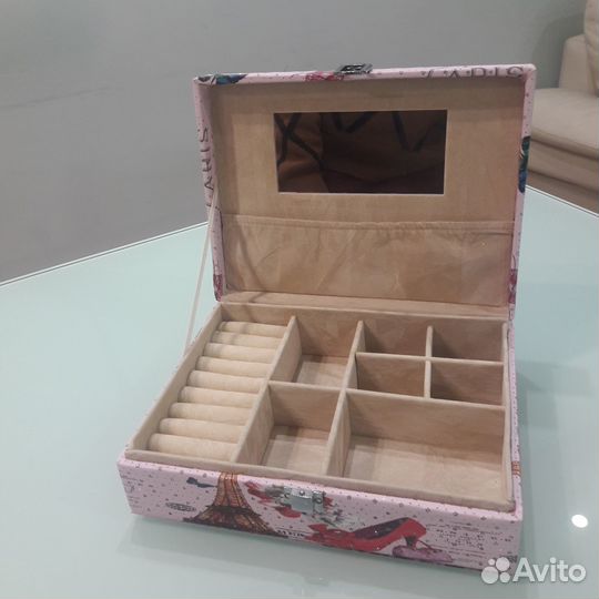 Шкатулка для драгоценностей новая
