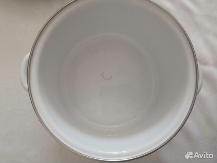 Кастрюля новая сталь