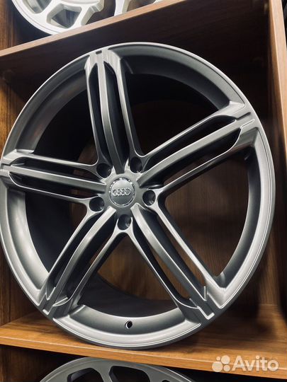 Диски R22 5x130 для Audi Q7