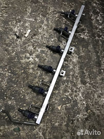 Топливная рампа BMW X3 Е83