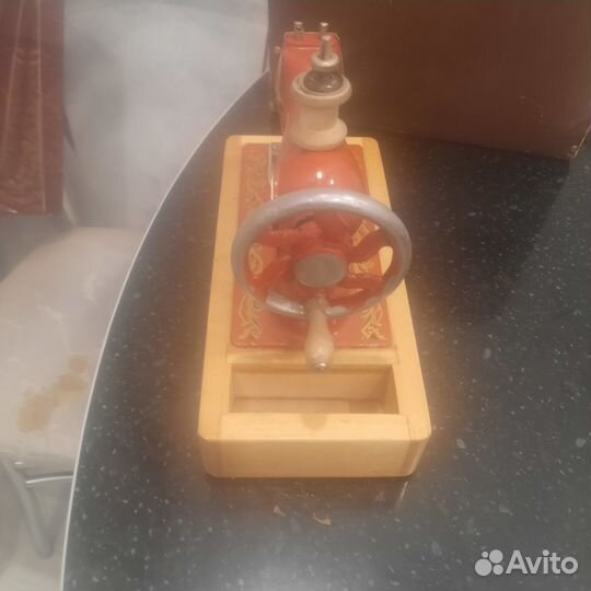 Швейная машина Подольск