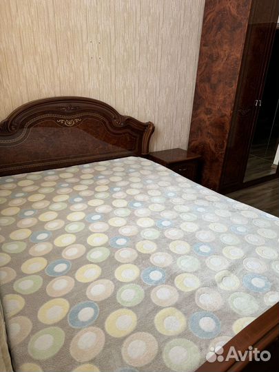 Спальный гарнитур бу