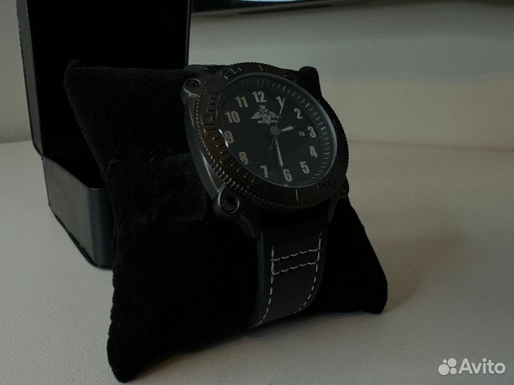 Наручные часы Министерства Обороны