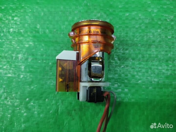 Гнездо прикуривателя / розетка VAG