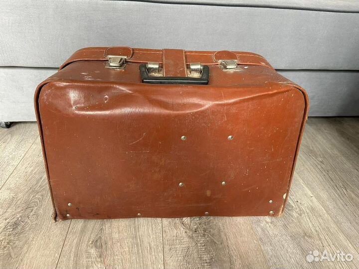 Швейная машинка электрическая подольская