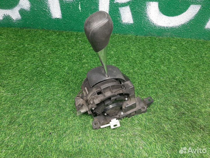 Селектор АКПП на Toyota Corolla X