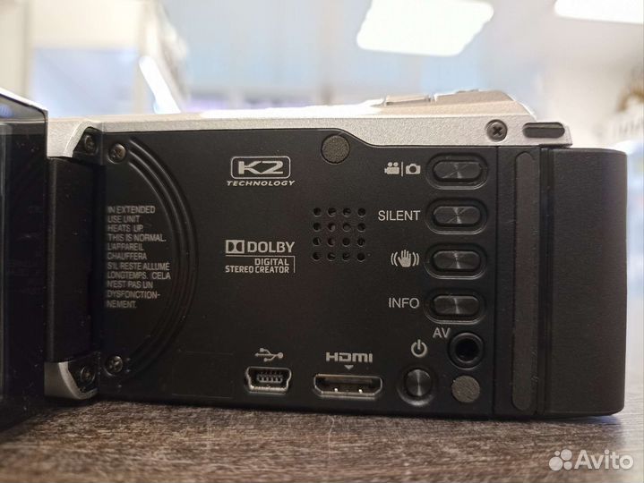 Видеокамера JVC GZ-E305se