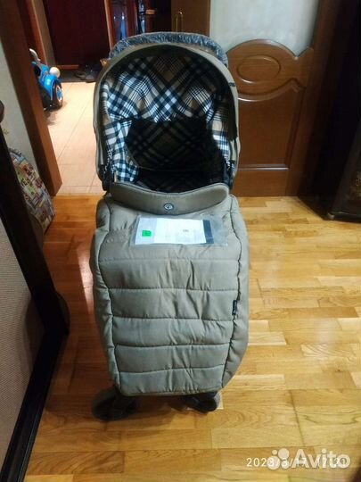 Детская коляска прогулочная