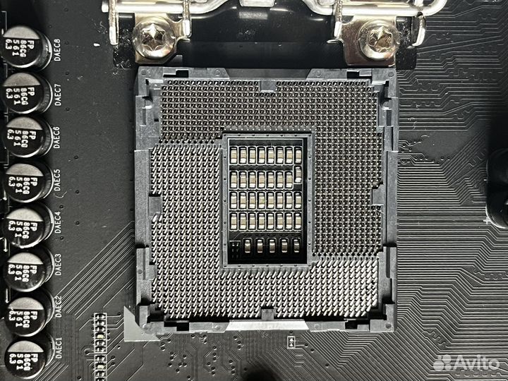 Материнская плата lga 1151 v2 z390