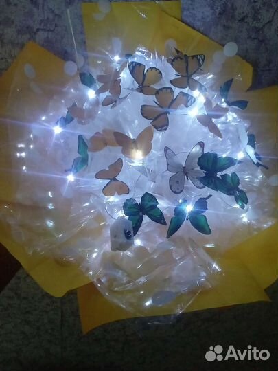 Светящий букет из бабочек