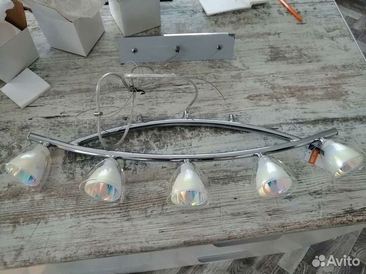 Люстра подвесная на 5 плафонов